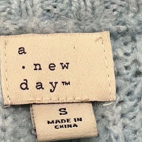 A New Day Balloon Sleeve Sweater! - Picture 4 of 5